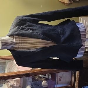 Beautiful black blazer by APT9